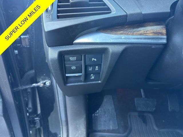 Used 2019 Acura MDX SH-AWD w/ Technology Package image 18