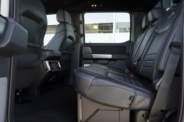 Used 2025 Ford F450 Platinum w/ Camper Package image 36