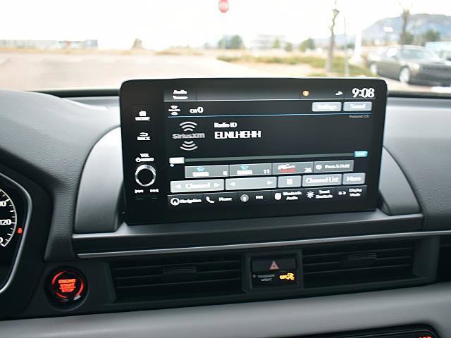 Used 2024 Honda Pilot Touring image 20