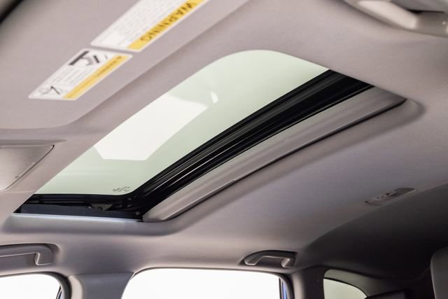 Used 2021 Honda CR-V Touring image 9
