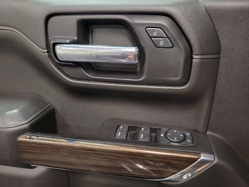 Used 2019 Chevrolet Silverado 1500 RST AWD/4WD image 31