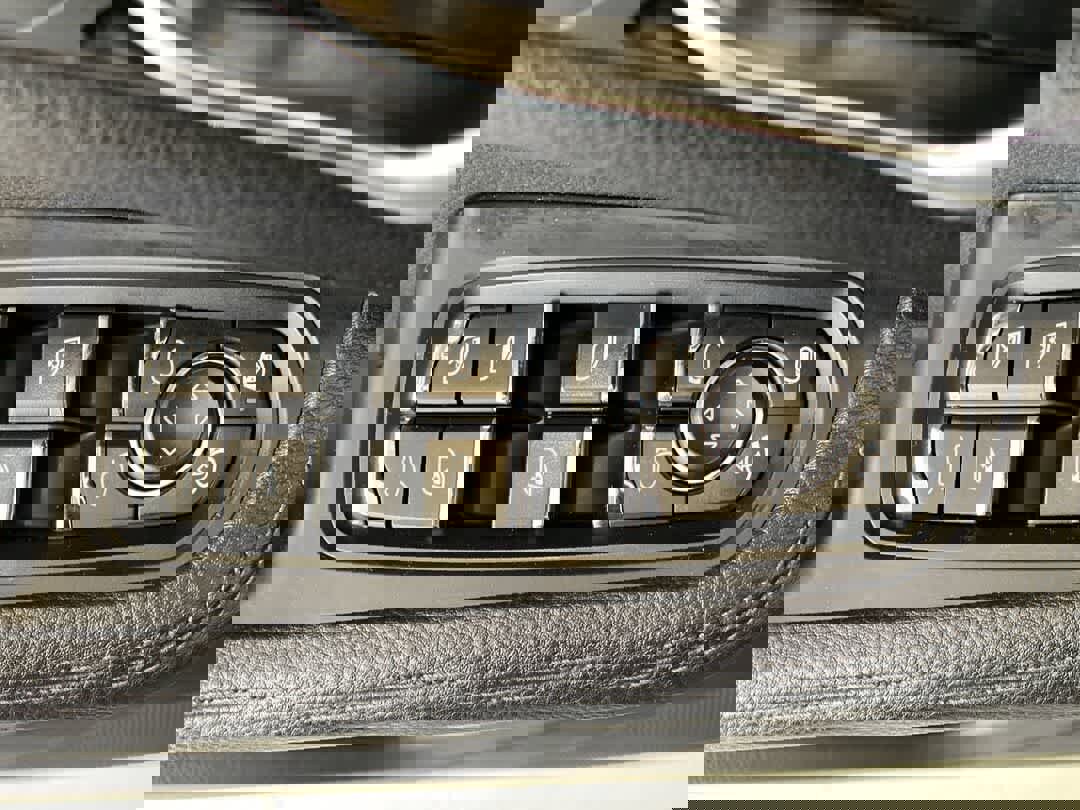 Used 2018 Porsche Macan S w/ Premium Package Plus image 15