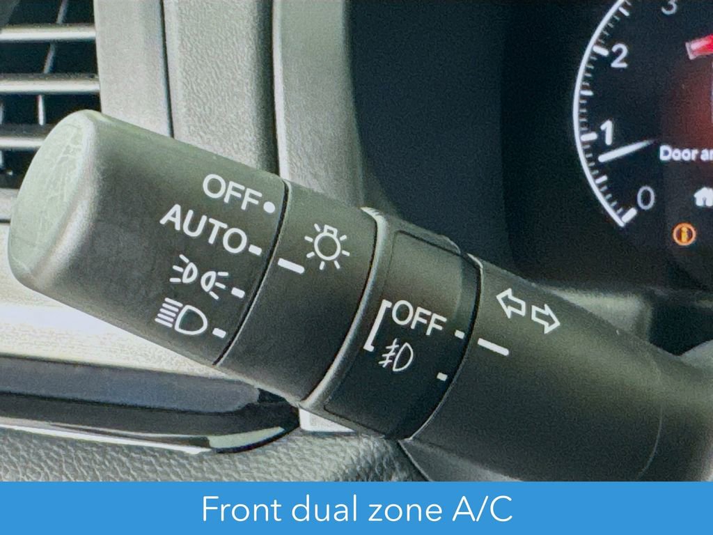 Used 2026 Honda Odyssey Touring image 13