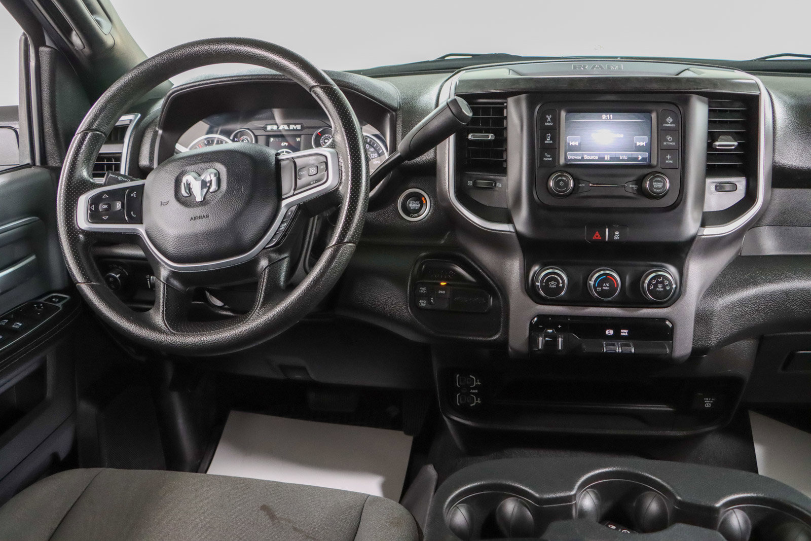 Used 2023 RAM 2500 Big Horn w/ Cold Weather Group AWD/4WD image 17