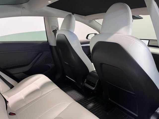 Used 2023 Tesla Model 3 Standard Range image 14