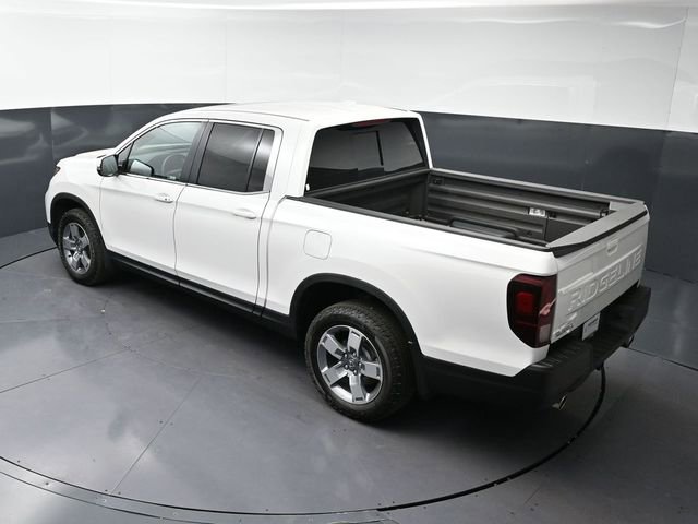 Certified 2025 Honda Ridgeline RTL image 48