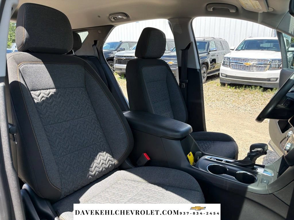 Used 2024 Chevrolet Equinox LT FWD image 23