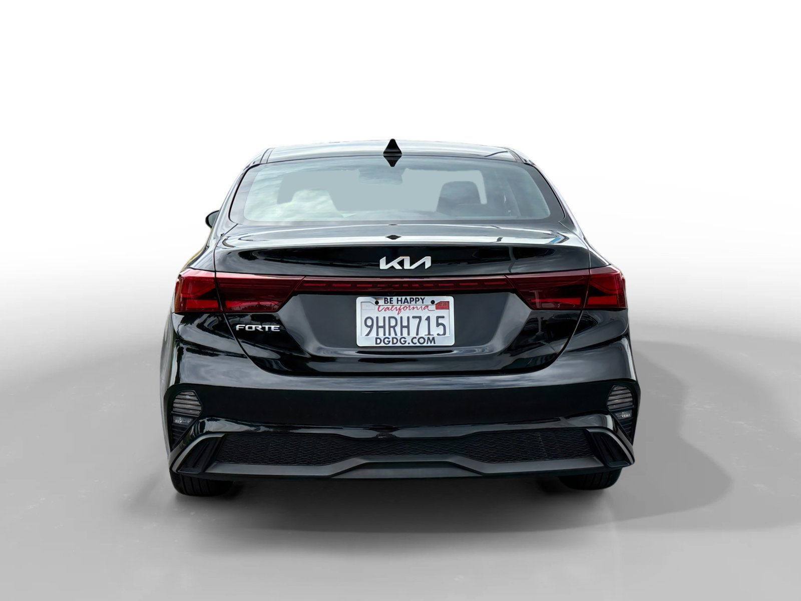 Used 2023 Kia Forte LXS w/ LXS Technology Package FWD image 4