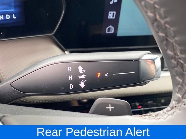 Certified 2025 Chevrolet Equinox LT w/ Convenience Package II image 12