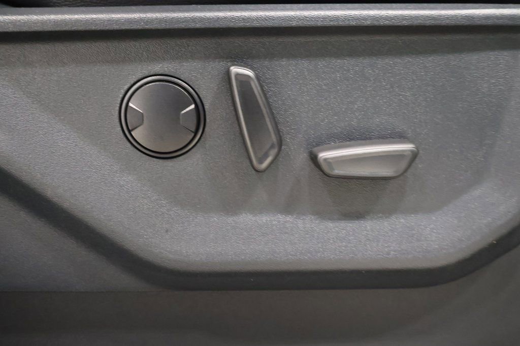 New 2025 Ford F150 XLT w/ Equipment Group 303A High image 17