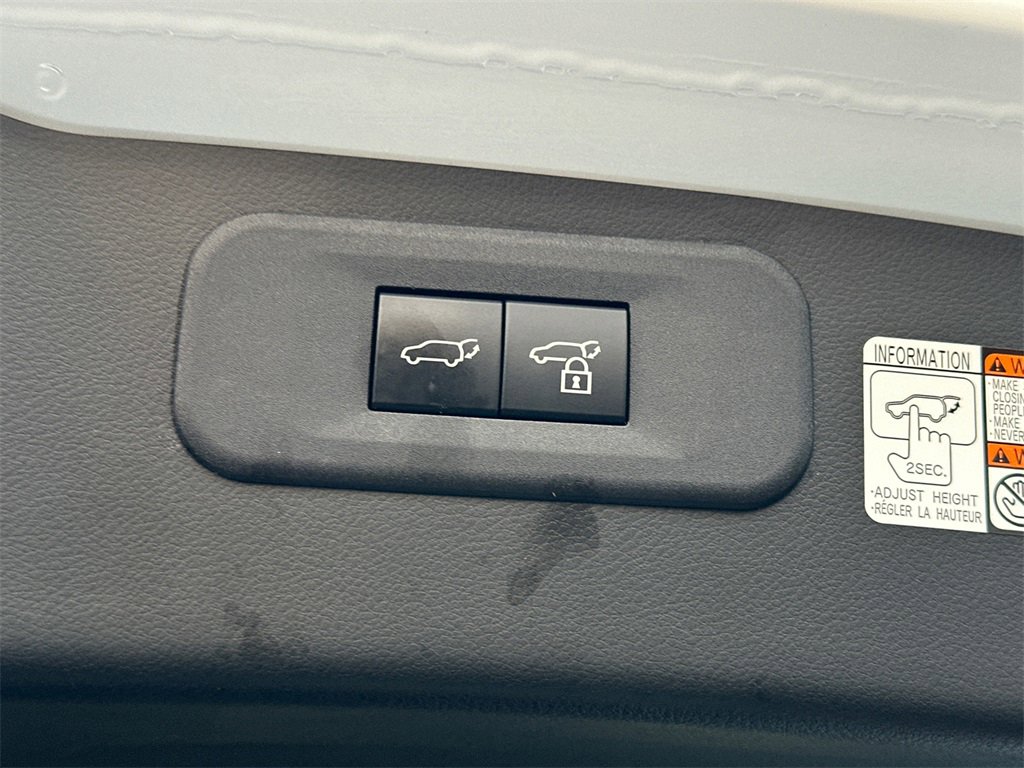 Used 2022 Lexus NX 350h AWD image 8