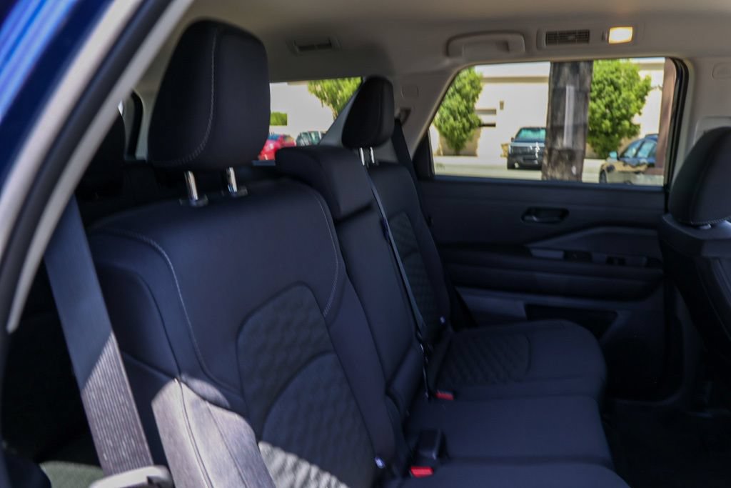 New 2026 Nissan Pathfinder SV FWD image 18