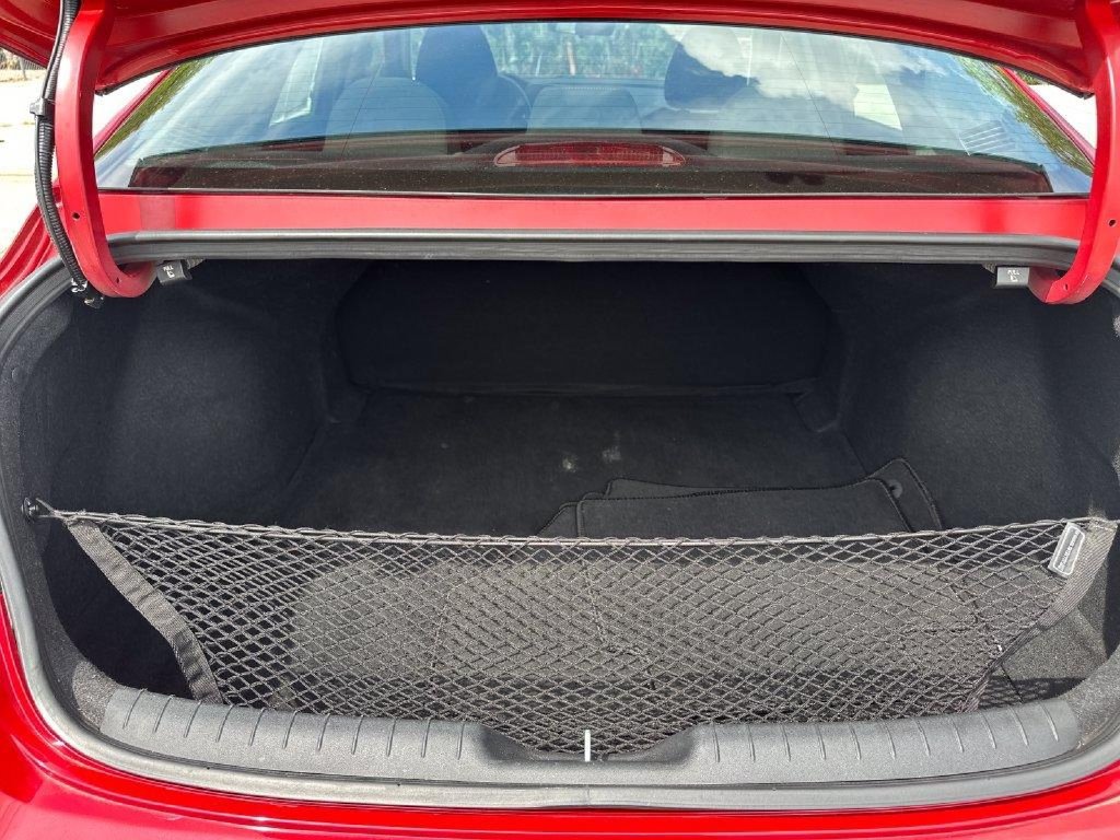 Used 2021 Hyundai Elantra SEL w/ Cargo Package FWD image 23