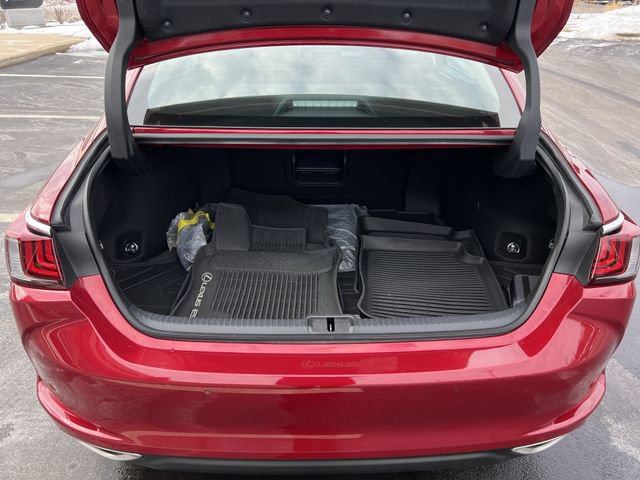 Certified 2025 Lexus ES 350 w/ Premium Package image 15