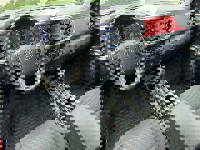 Used 2022 Toyota Tacoma SR5 image 11