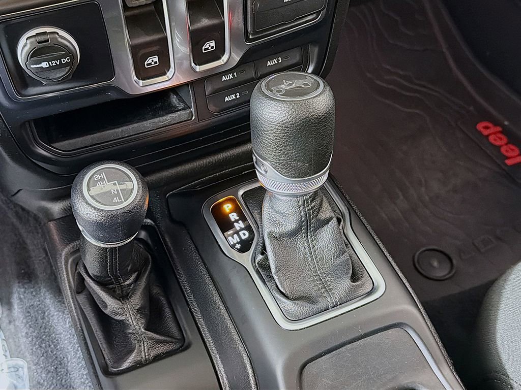 Used 2019 Jeep Wrangler Sport S image 35