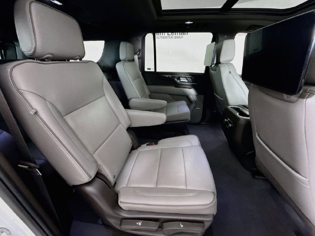 Used 2026 GMC Yukon XL Elevation w/ Elevation Premium Package AWD/4WD image 31
