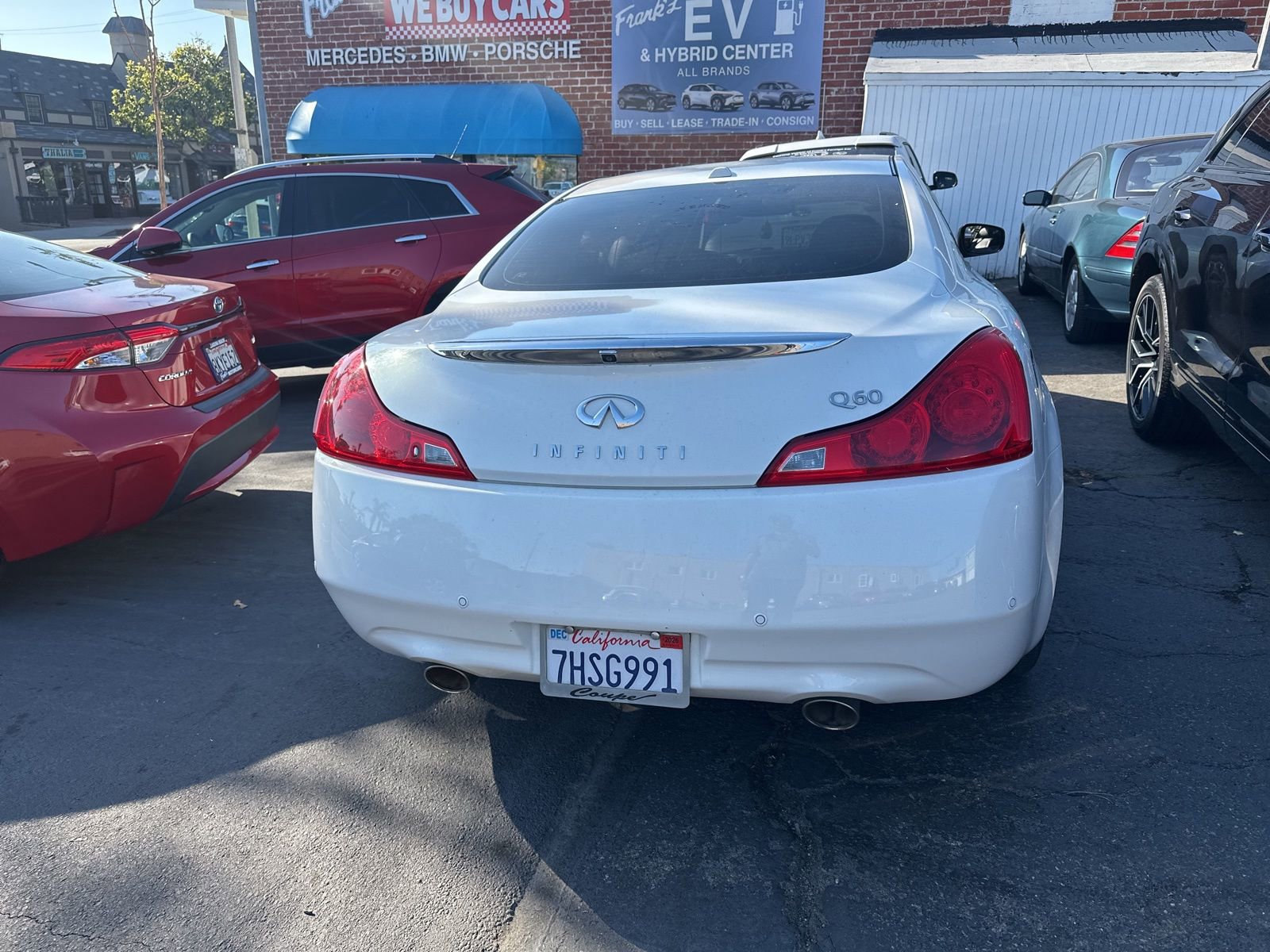 Used 2014 INFINITI Q60 Journey w/ Premium Package image 8