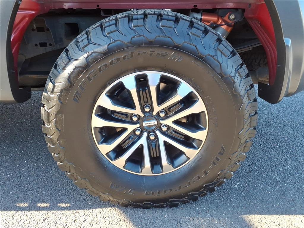 Used 2020 Ford F150 Raptor w/ Equipment Group 802A Luxury image 19