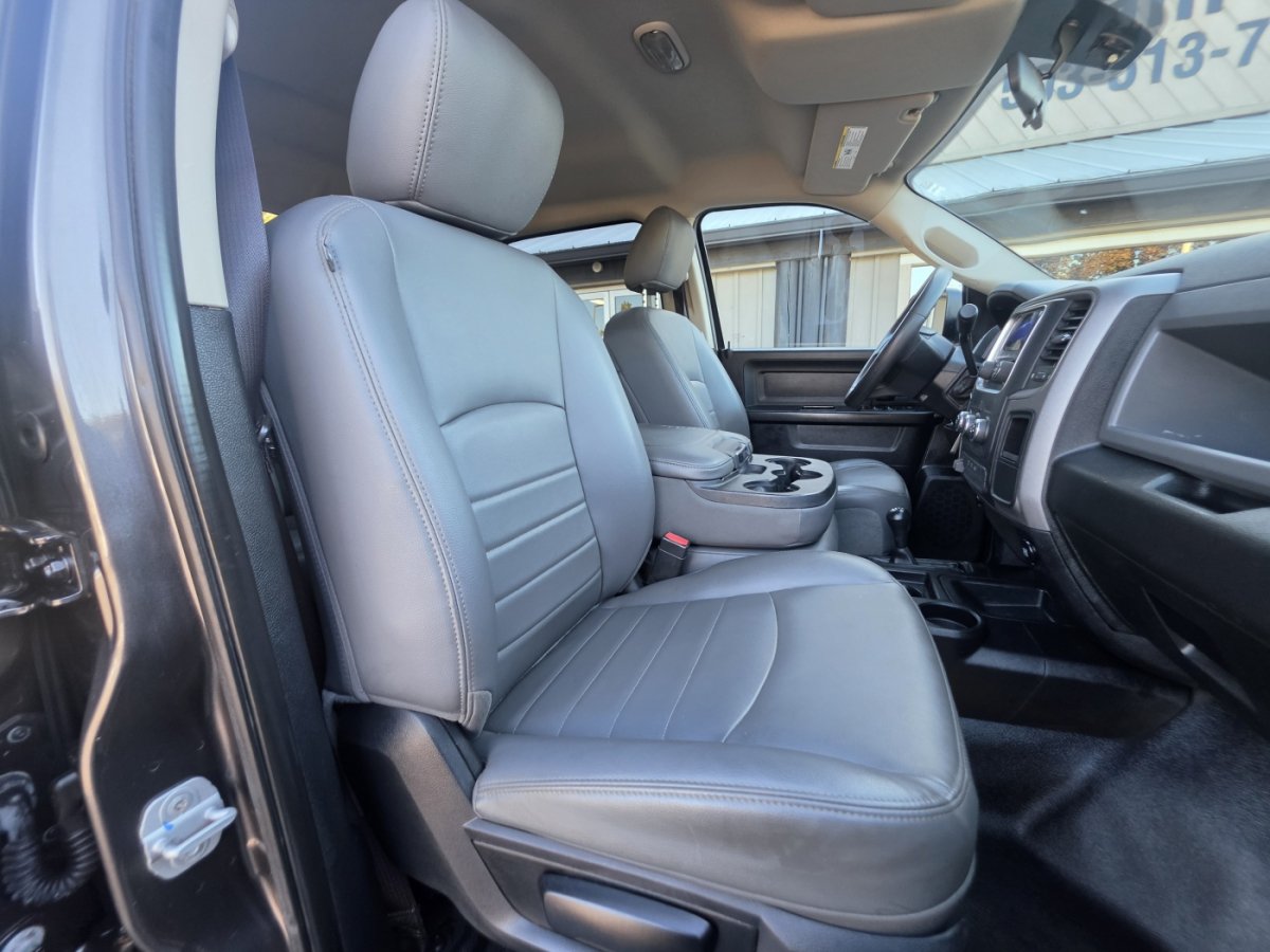 Used 2014 RAM 2500 Tradesman w/ Chrome Appearance Group AWD/4WD image 13