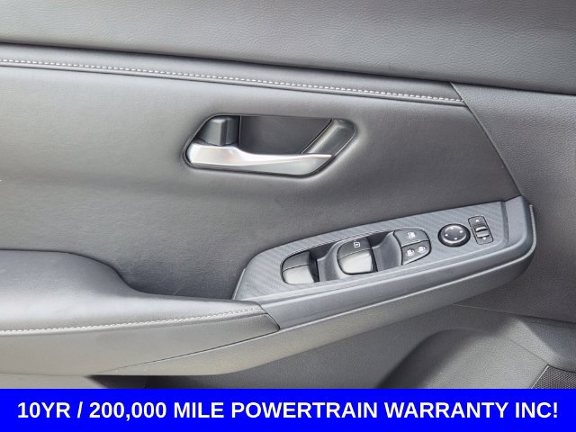 Used 2024 Nissan Sentra SV FWD image 30