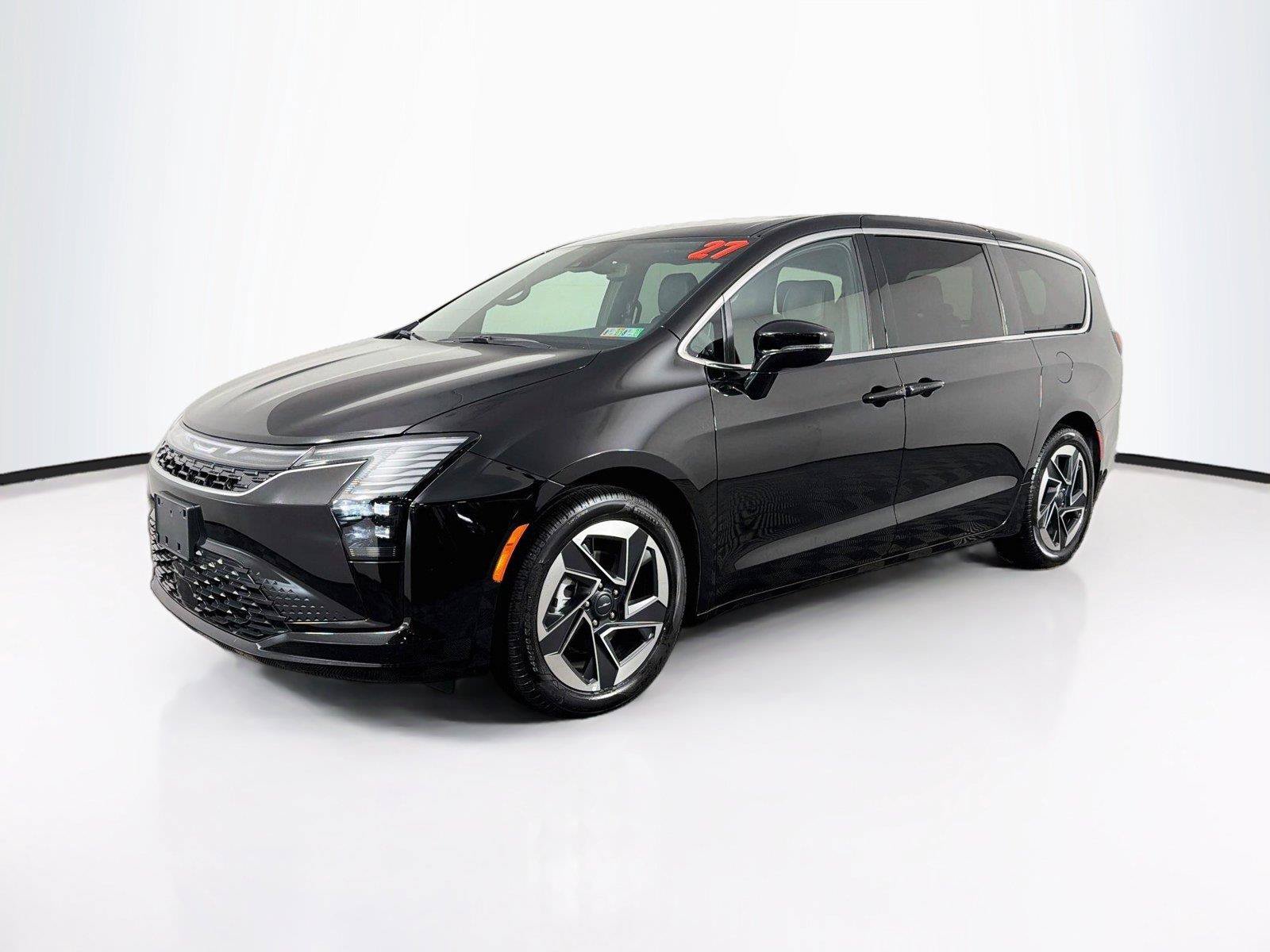 Used 2027 Chrysler Pacifica Limited FWD image 7