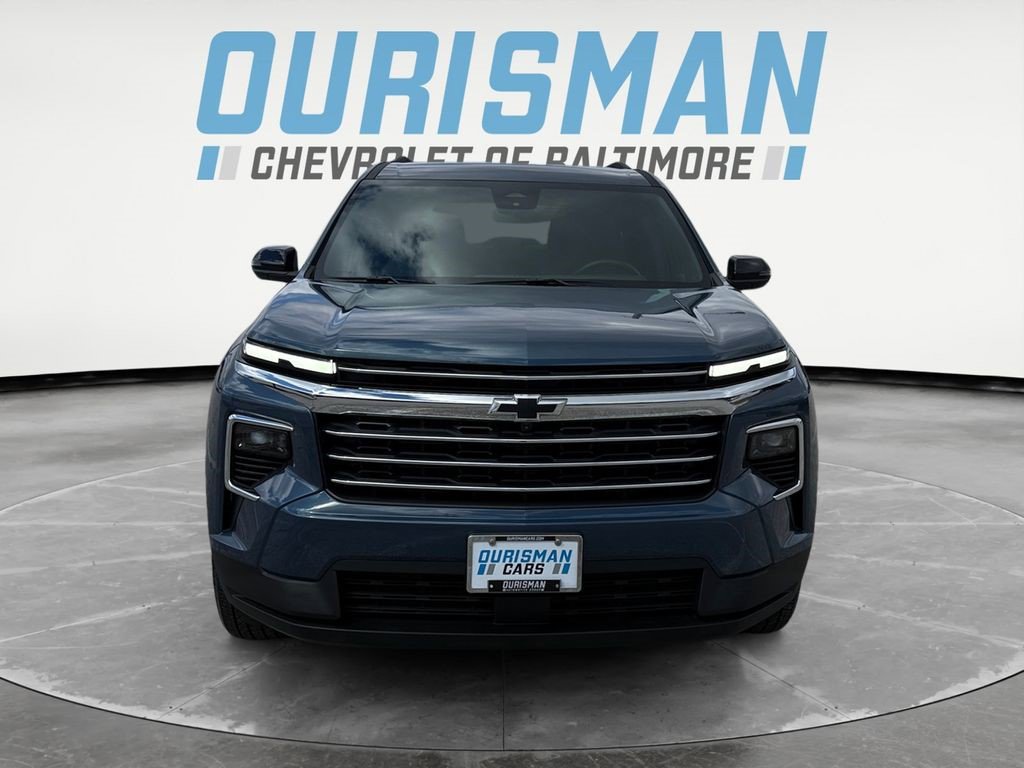 Certified 2025 Chevrolet Traverse LT w/ Driver Confidence Package FWD image 9