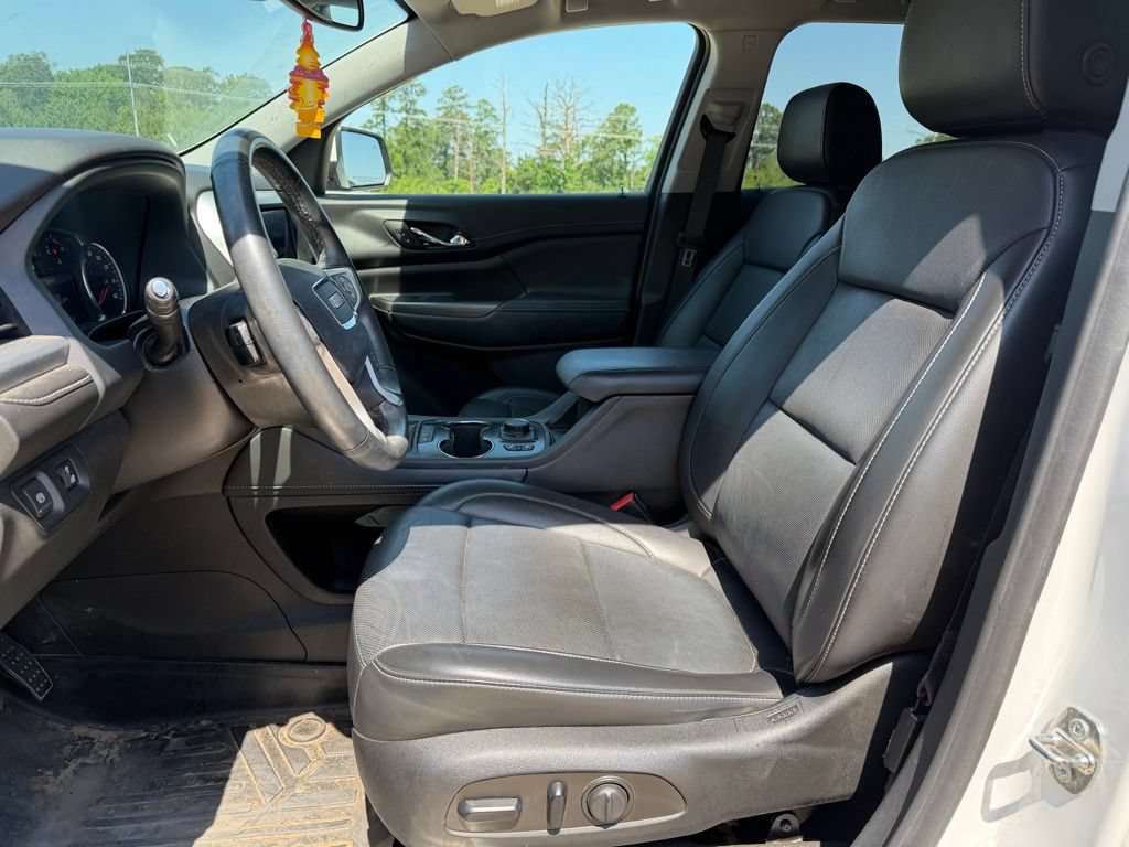 Used 2023 GMC Acadia SLT AWD/4WD image 5