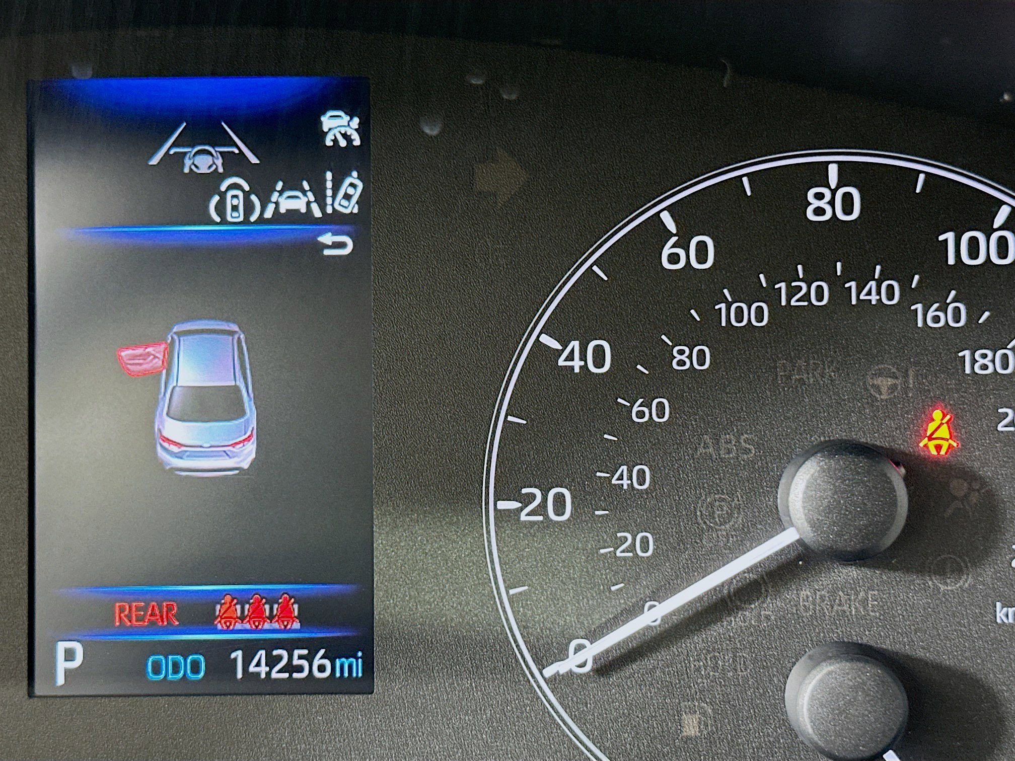 Used 2023 Toyota Corolla LE w/ Carpet Mat Package (TMS) image 18