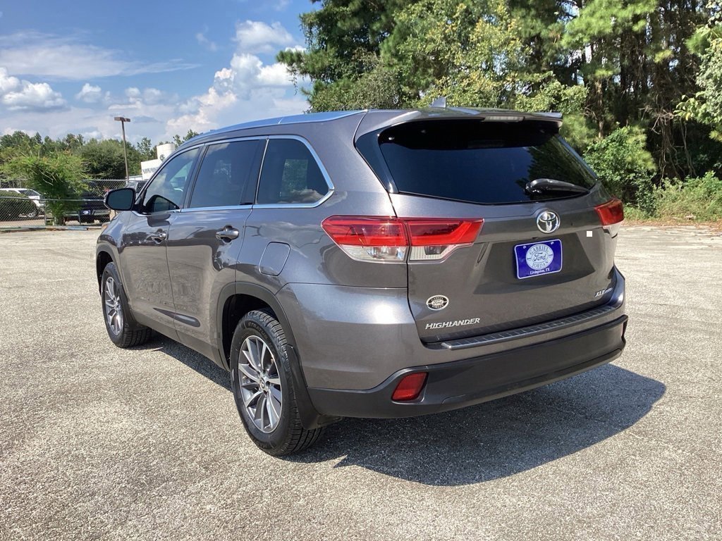 Used 2019 Toyota Highlander XLE image 7