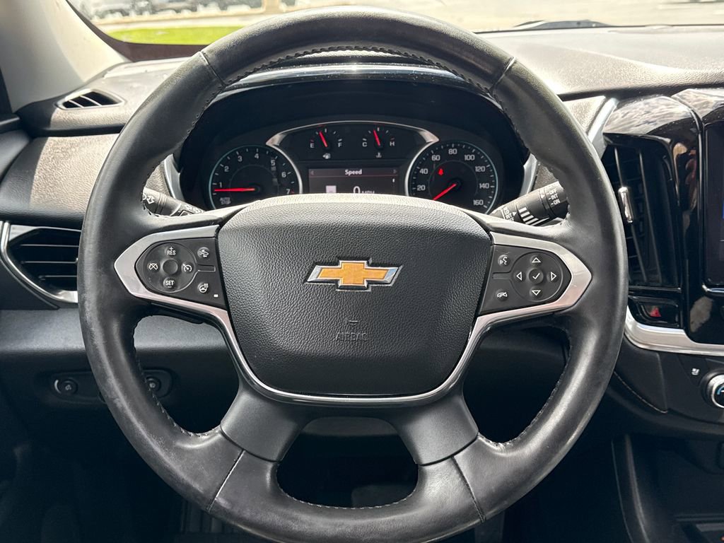 Certified 2020 Chevrolet Traverse Premier w/ Redline Edition AWD/4WD image 13