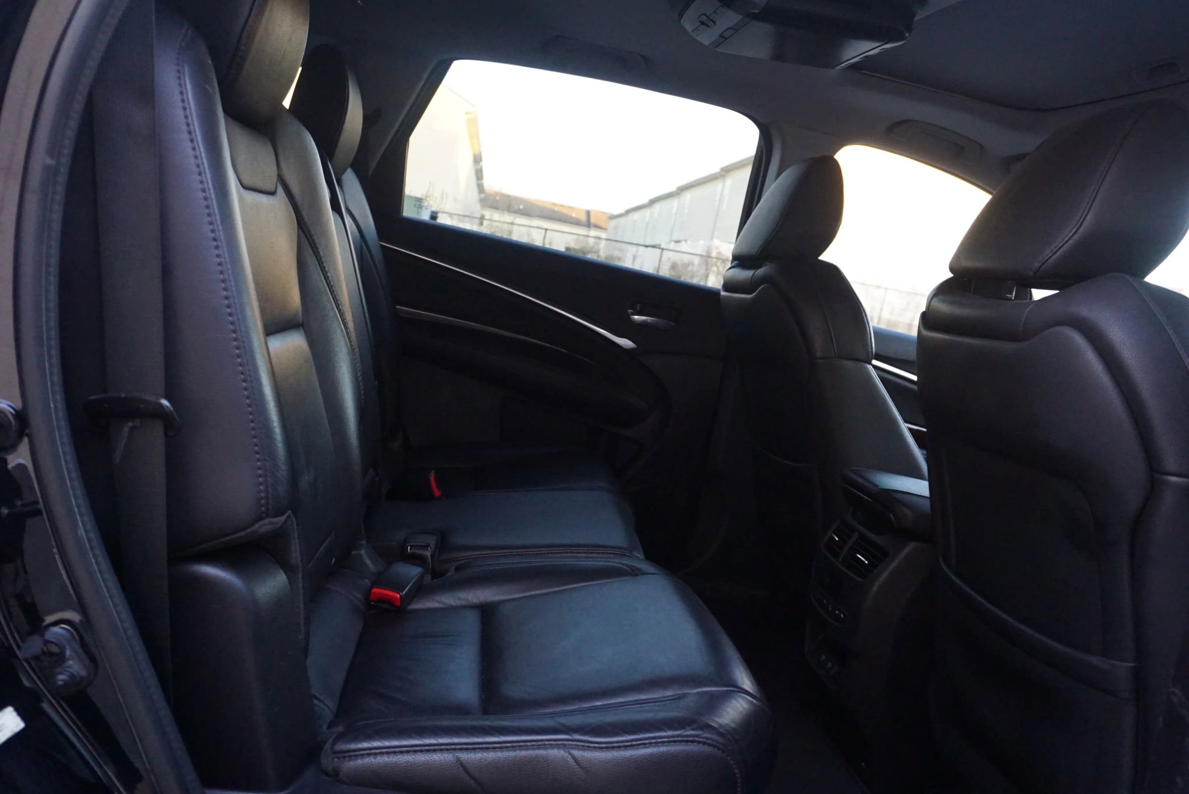 Used 2017 Acura MDX SH-AWD w/ Technology Package image 16