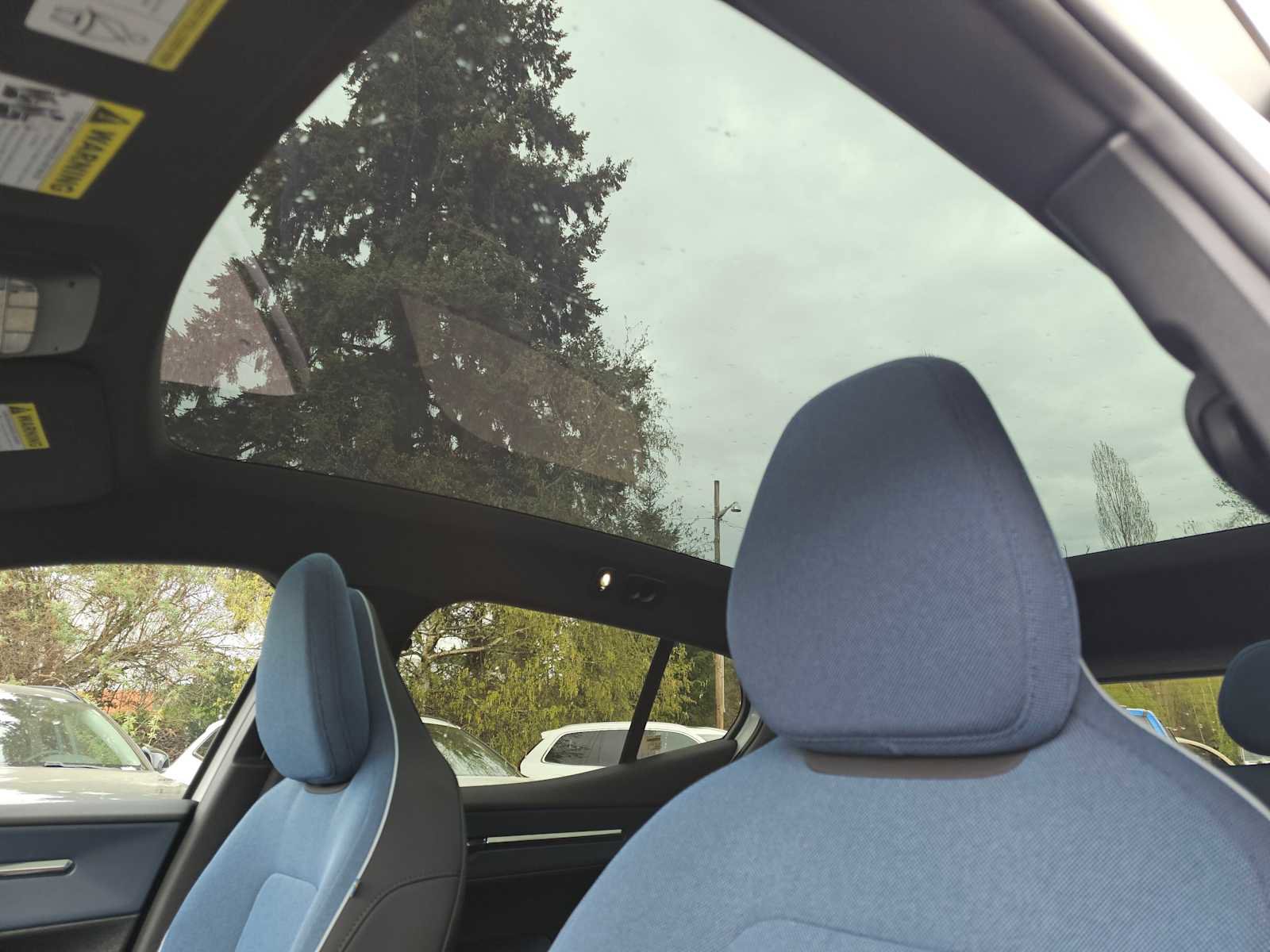 New 2026 Volvo EX30 Plus w/ Protection Package Premier image 22