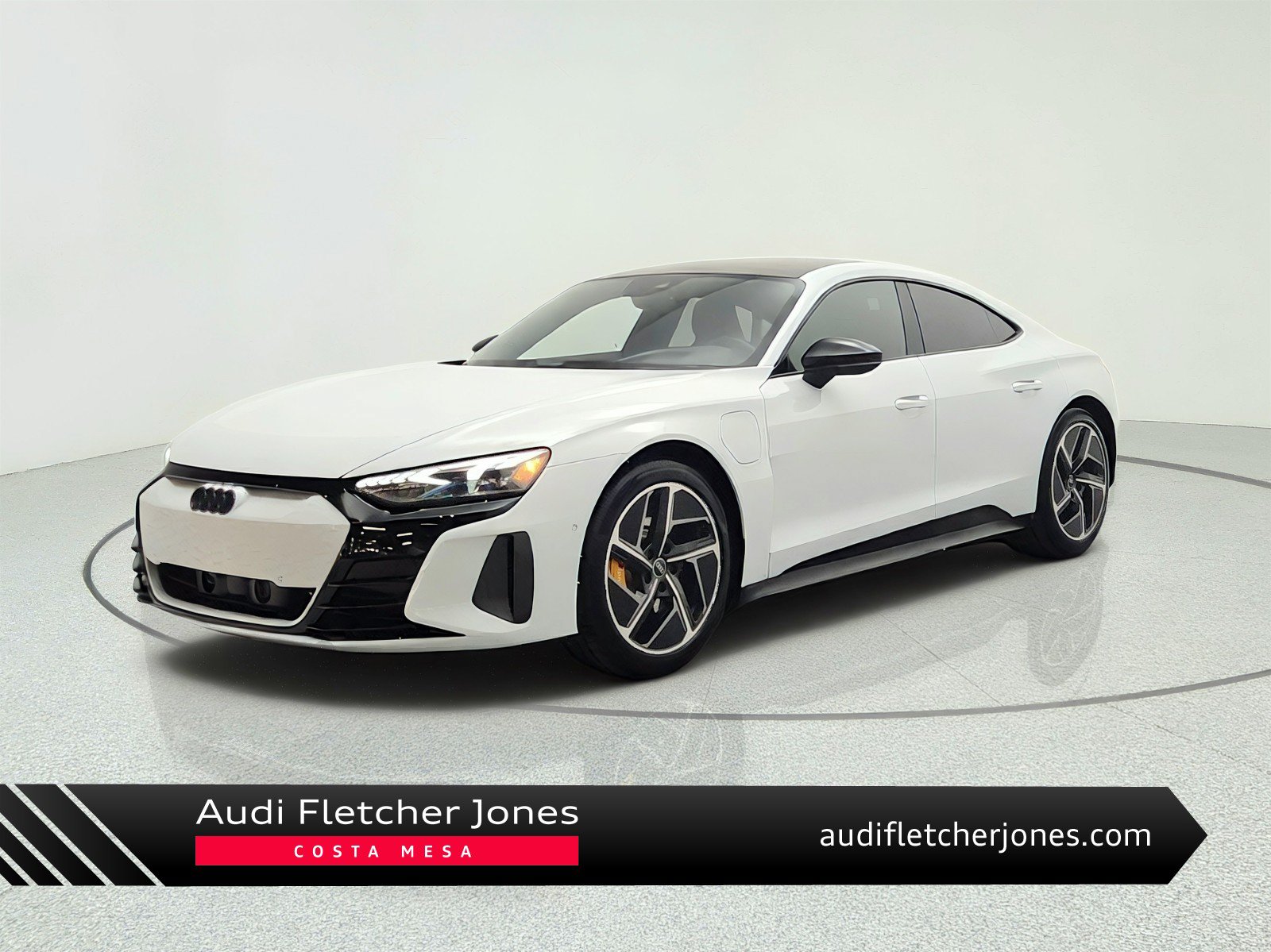 Used 2023 Audi RS e-tron GT w/ Carbon Performance Package AWD/4WD image 1