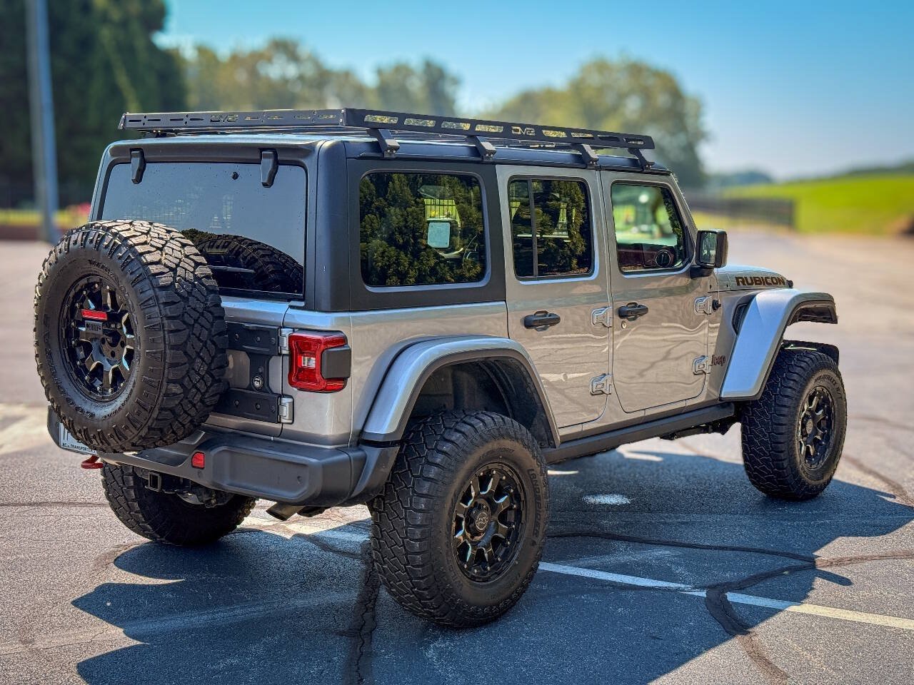 Used 2021 Jeep Wrangler Unlimited Rubicon AWD/4WD image 3