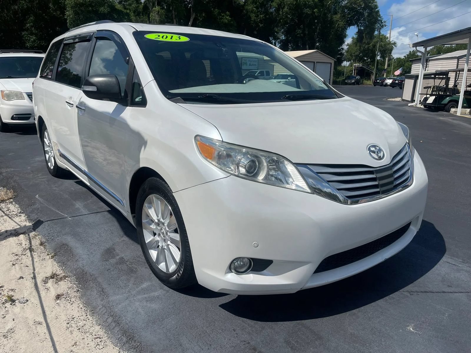 Used 2013 Toyota Sienna Limited w/ Advanced Technology Pkg FWD image 8