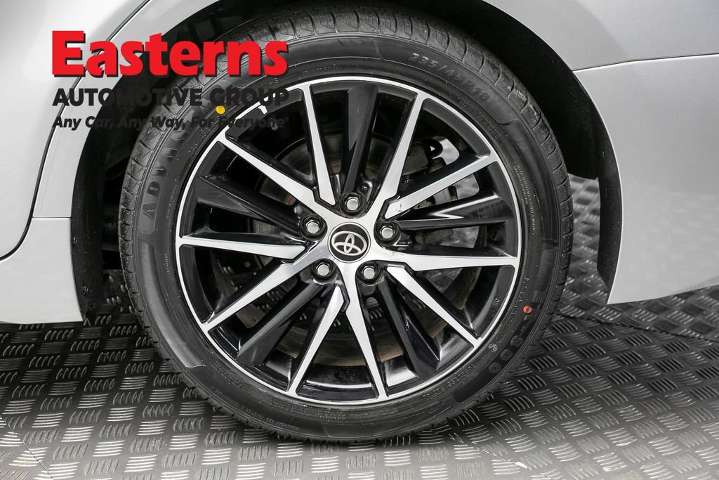 Used 2021 Toyota Camry SE w/ Carpet Mat Package (TMS) FWD image 8