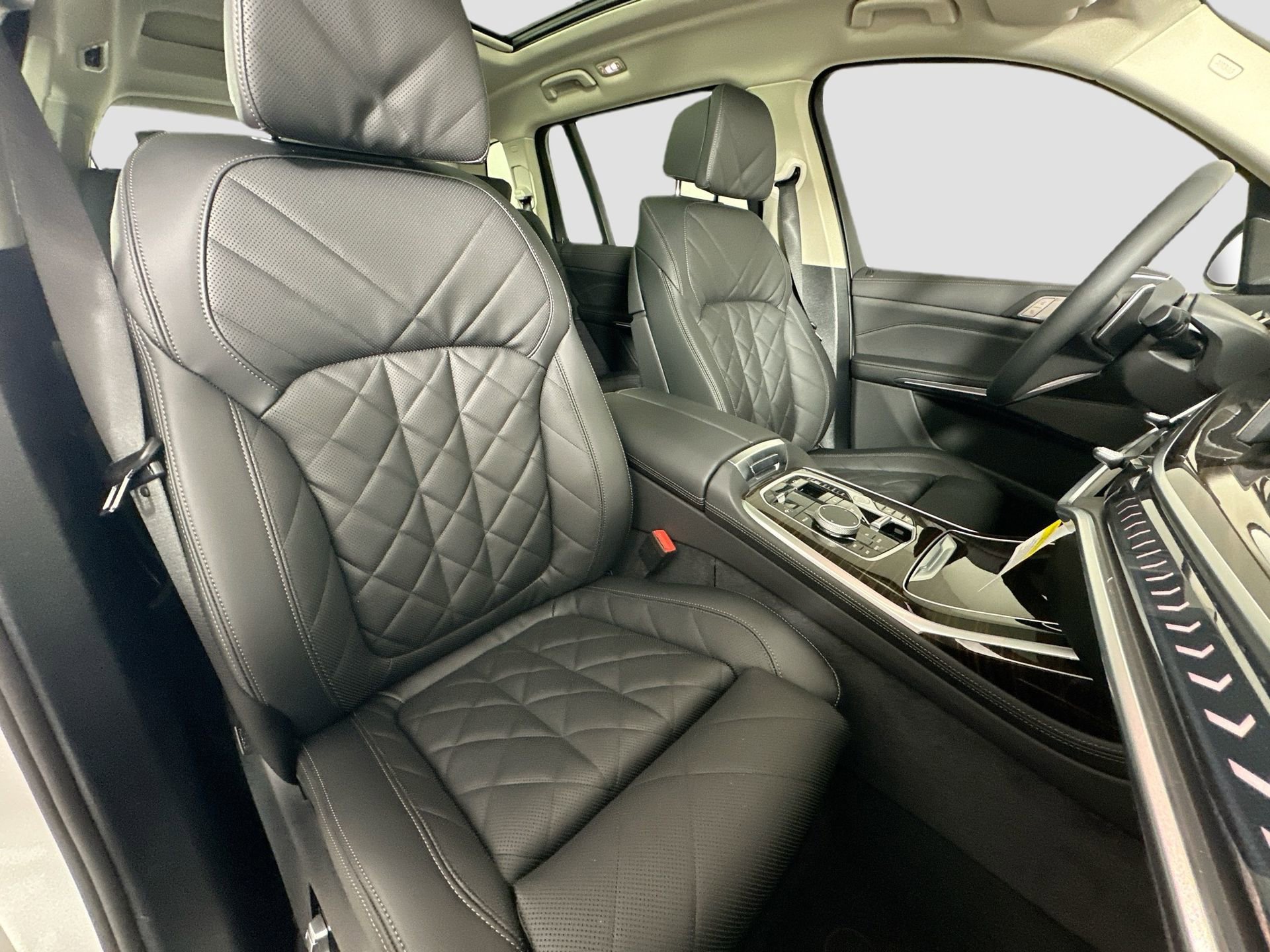 New 2026 BMW X7 xDrive40i image 29