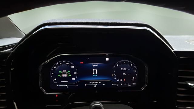 Used 2025 Chevrolet Silverado 1500 High Country image 13