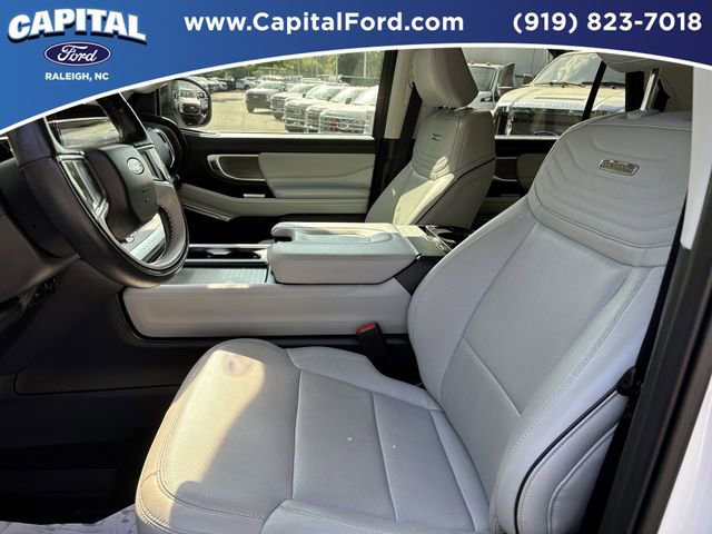 Certified 2025 Ford Expedition Max Platinum w/ Platinum Ultimate Package AWD/4WD image 19