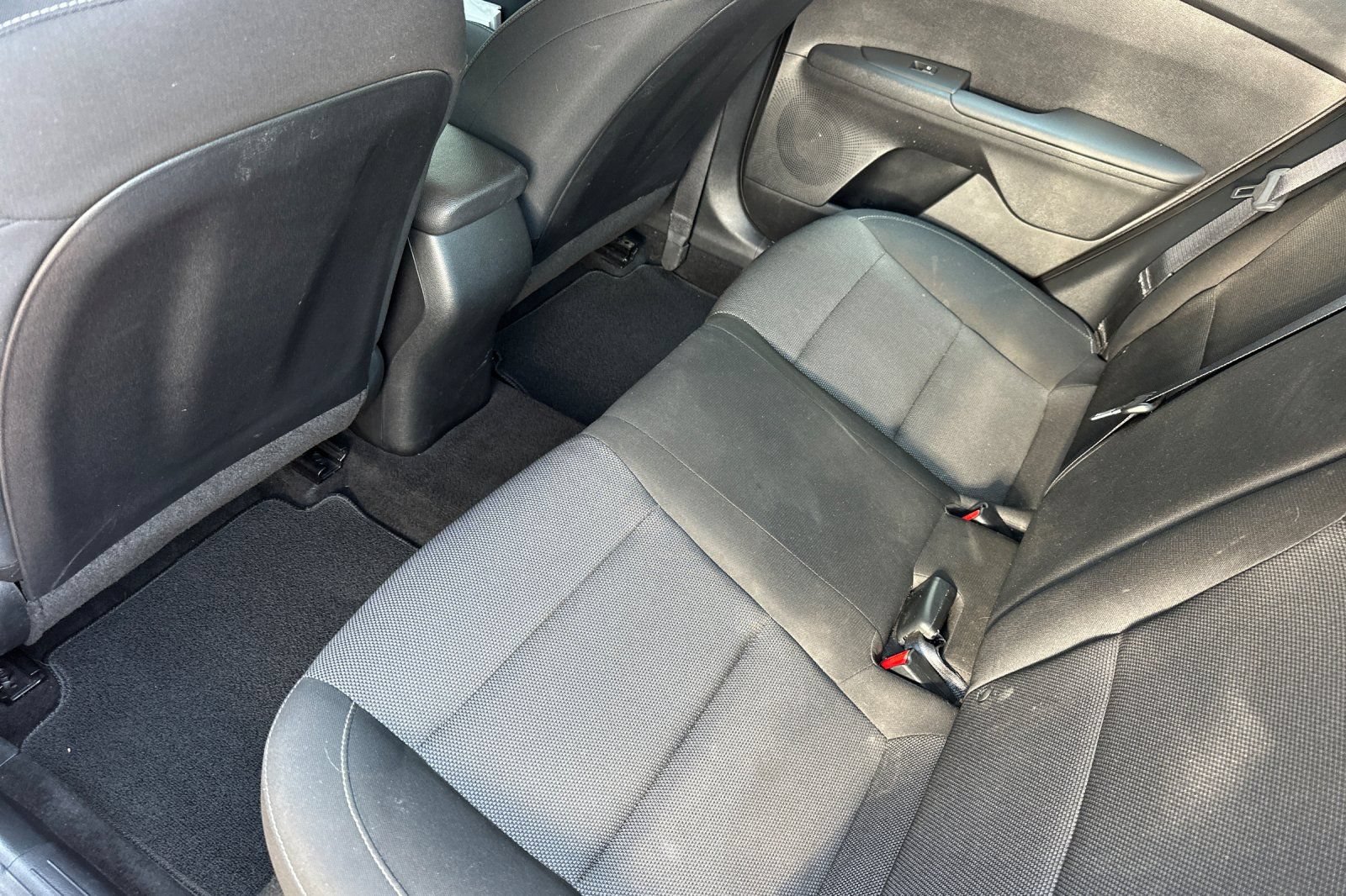 Used 2024 Kia Forte LXS w/ LXS Technology Package FWD image 13