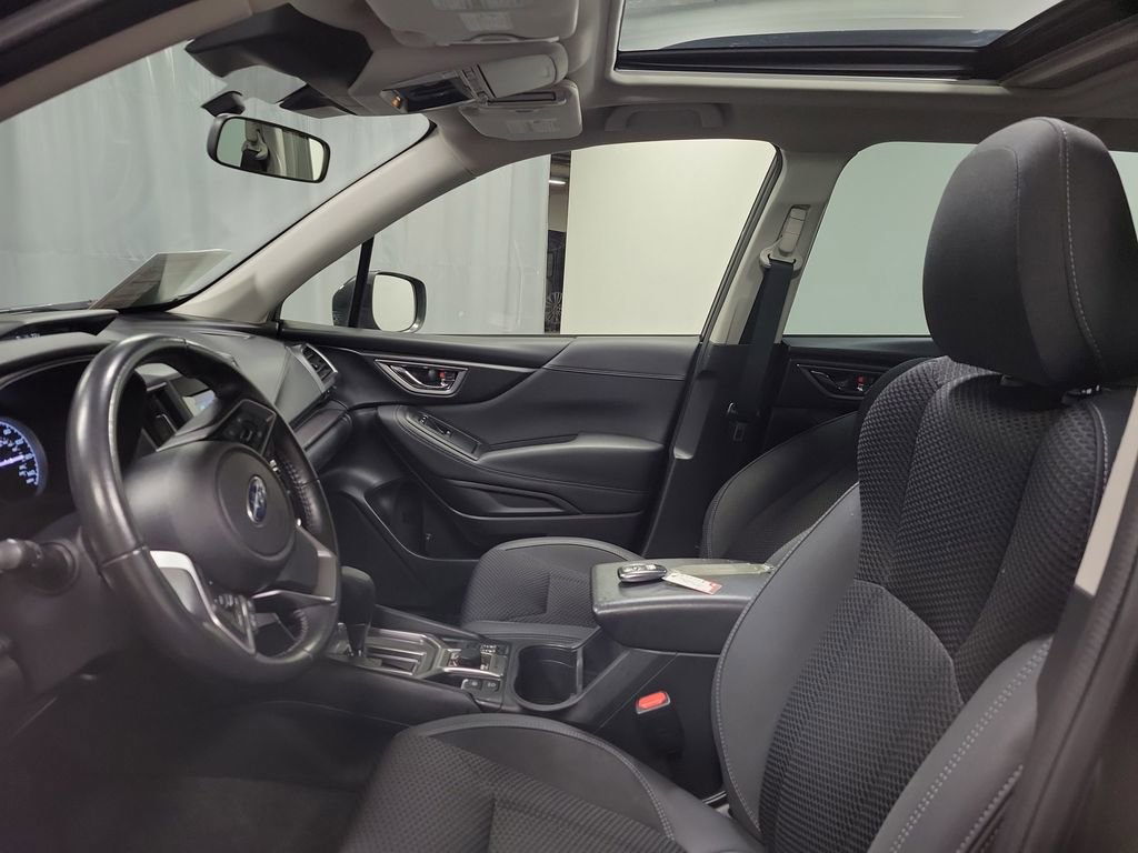 Used 2023 Subaru Forester Premium AWD/4WD image 12