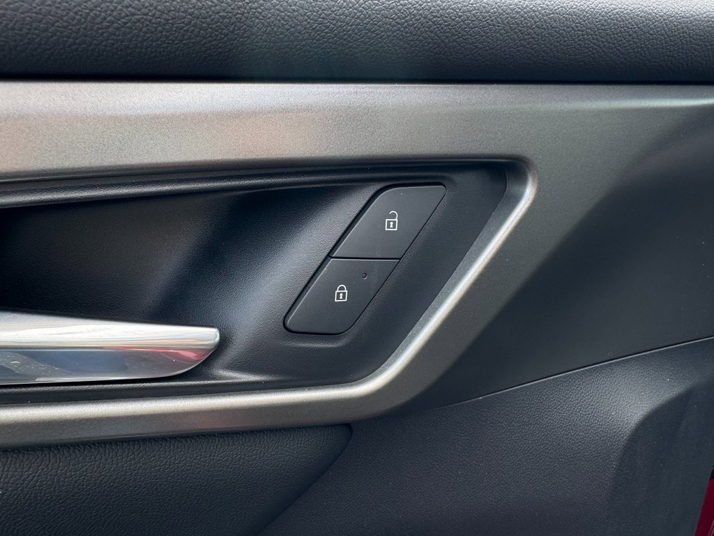 New 2025 Chevrolet Traverse LT image 10