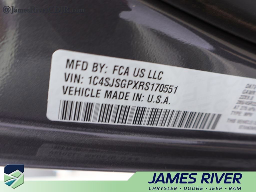 Used 2024 Jeep Grand Wagoneer L Series III AWD/4WD image 43