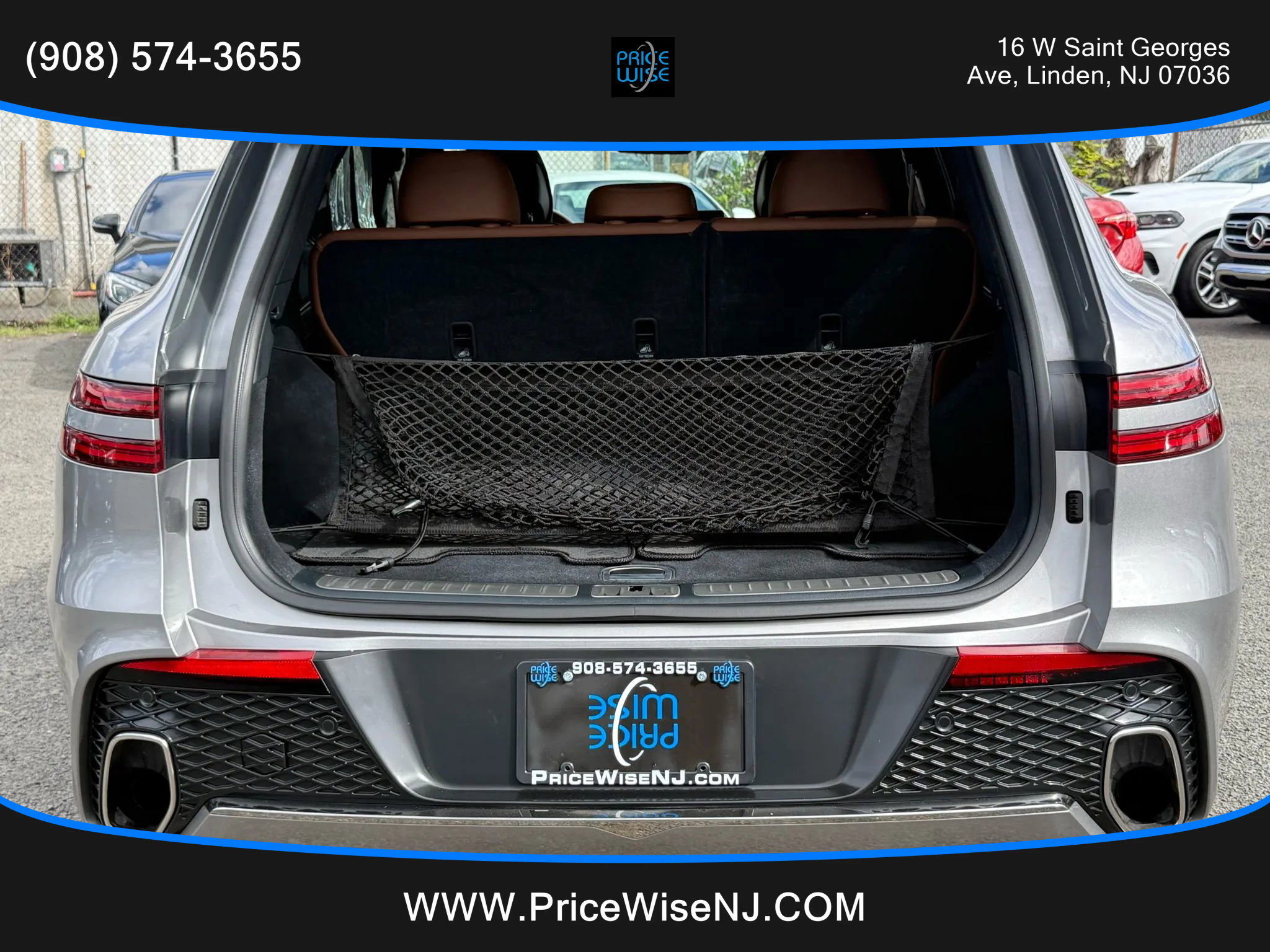 Used 2022 Genesis GV70 2.5T w/ Advanced Package image 29