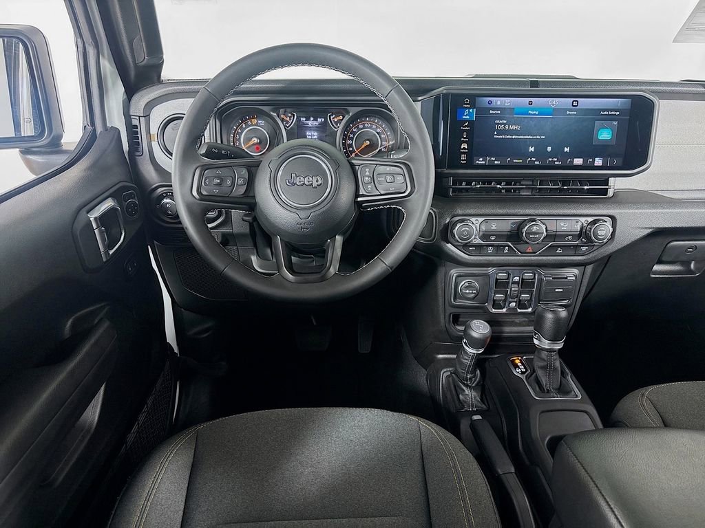 Used 2025 Jeep Gladiator Sport image 22