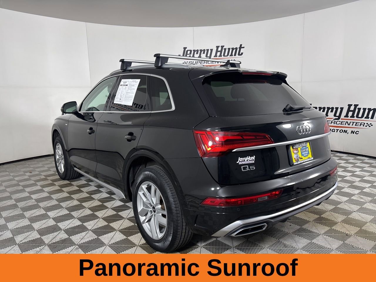 Used 2022 Audi Q5 2.0T Premium w/ Convenience Package image 7
