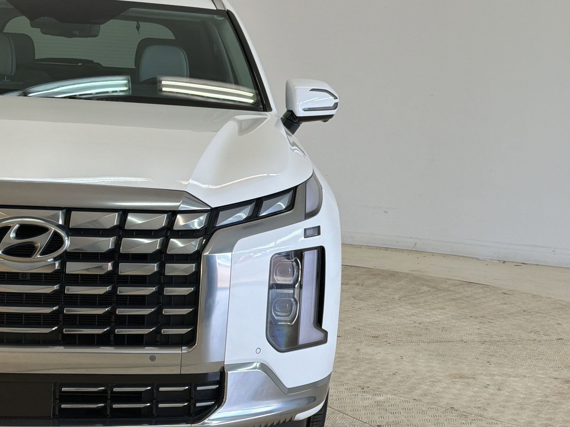 Used 2025 Hyundai Palisade Calligraphy AWD/4WD image 11