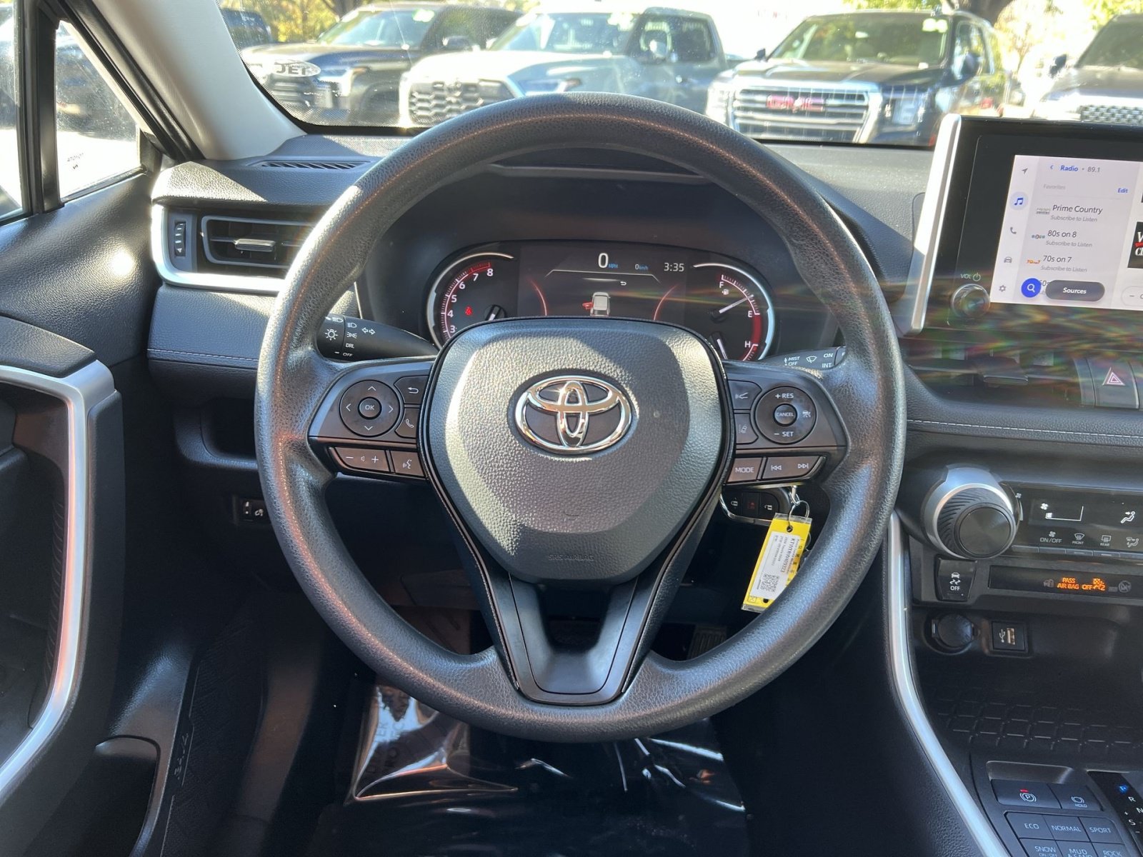 Used 2024 Toyota RAV4 LE AWD/4WD image 15