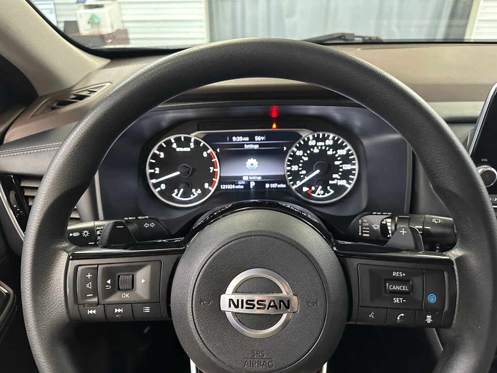 Used 2021 Nissan Rogue SV AWD/4WD image 9